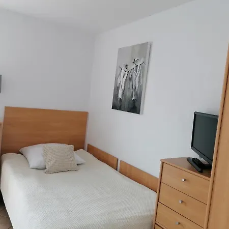 Goscinne Kamako Dźwirzyno