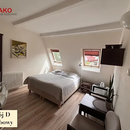 Goscinne Kamako Alloggio in famiglia *