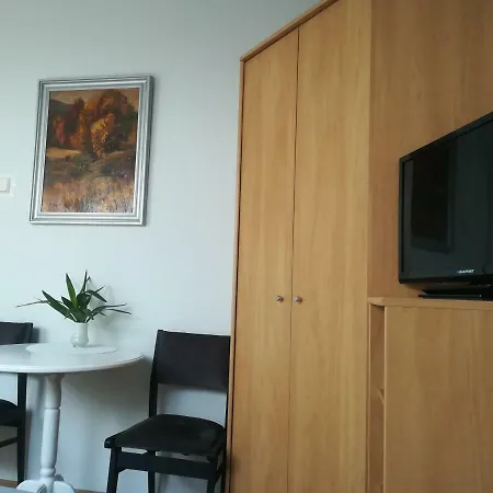 Δωμάτια σε οικογενειακή κατοικία Goscinne Kamako Dźwirzyno